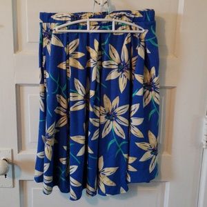 Lularoe blue floral Madison skirt